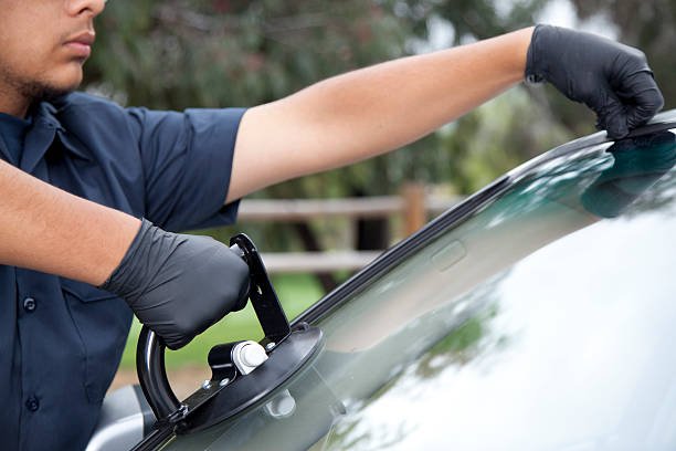 Windshield Repair Alhambra - Get Professional Auto Glass Repair & Replacement Solutions with San Gabriel Valley Mobile Auto Glass